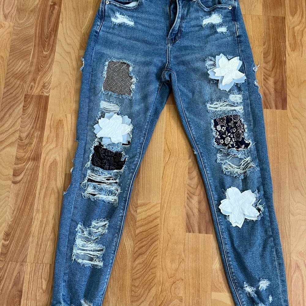 ♻️Upcycled American Eagle Outfitters Boyfriend Jeans with Distressed Details